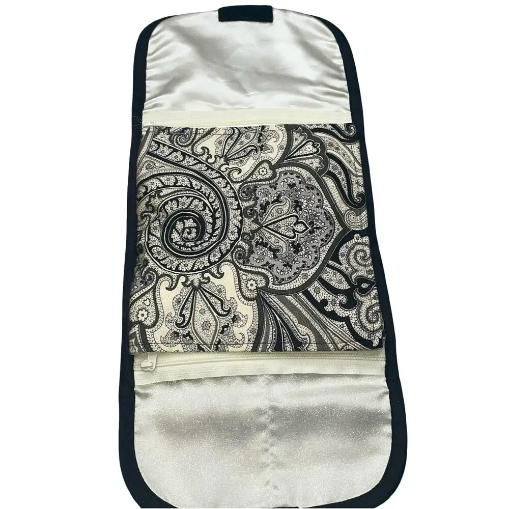 The Curator Jewelry SaQ Travel Case Anti Tarnish Roll Organizer Gray Paisley